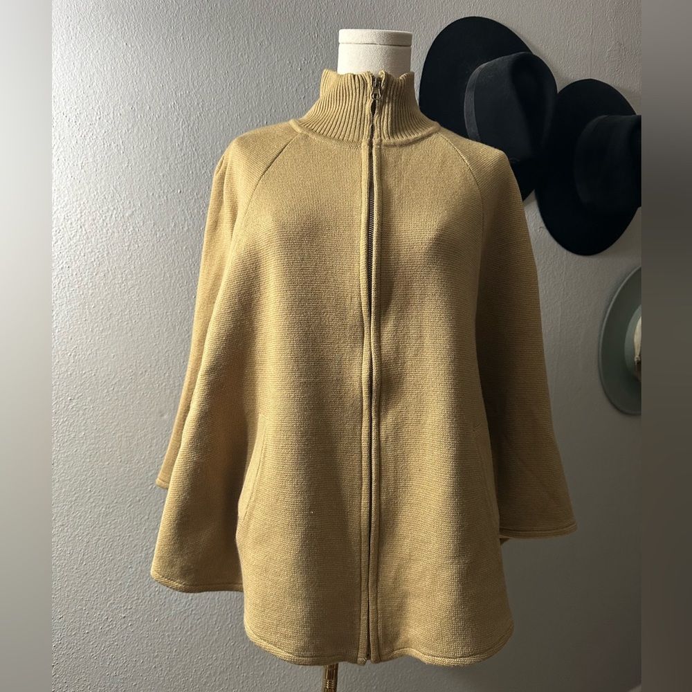 Camel color cape - o/s